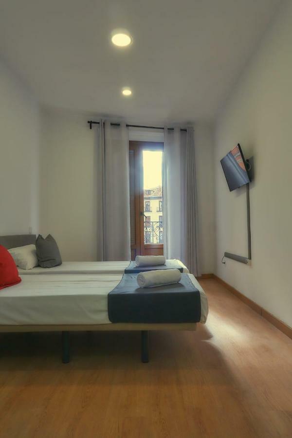 Standard Twin Room,895029574:JPEG